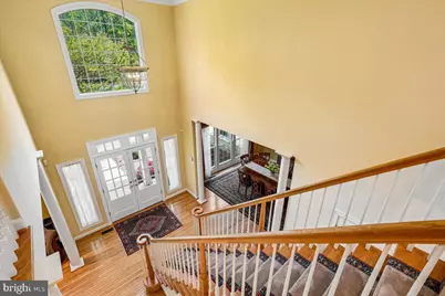 8220 Roseland Drive, Fairfax Station, VA 22039 - Photo 28
