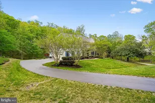 8220 Roseland Dr, Fairfax Station, VA 22039 - Photo 74