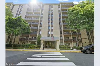 3100 S Manchester Street #541, Falls Church, VA 22044 - Photo 2