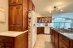 2405 Barbour Rd, Falls Church, VA 22043 - Photo 16