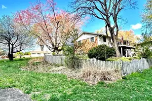 3715 Moss Dr, Annandale, VA 22003 - Photo 8