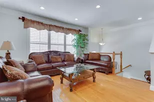 2149 Red Vine Dr, Vienna, VA 22182 - Photo 6