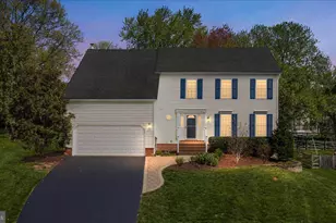 13132 Thornapple Pl, Herndon, VA 20171 - Photo 1