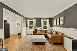 9146 Silchester Ct, Burke, VA 22015 - Photo 6