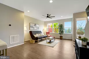 8374 Sallyport St, Lorton, VA 22079 - Photo 6