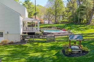 11715 Lariat Ln, Oakton, VA 22124 - Photo 10