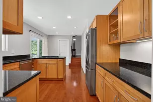 11715 Lariat Ln, Oakton, VA 22124 - Photo 30