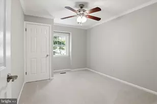 2130 Freda Dr, Vienna, VA 22181 - Photo 20