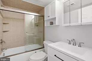 7097 Spring Garden Dr, Springfield, VA 22150 - Photo 24
