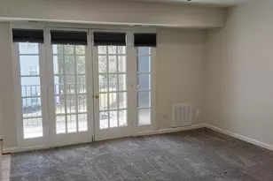 7097 Spring Garden Dr, Springfield, VA 22150 - Photo 14