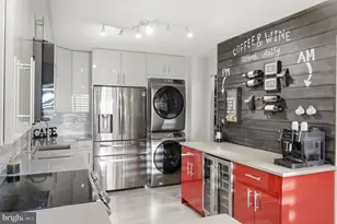 8340 Greensboro Dr, McLean, VA 22102 - Photo 14