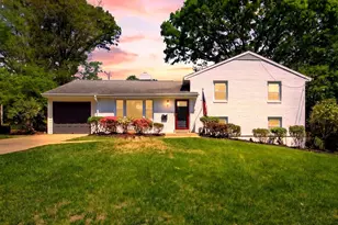 7708 Jansen Dr, Springfield, VA 22152 - Photo 2