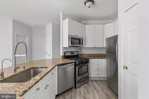 4200 Mozart Brigade Ln, Fairfax, VA 22033 - Photo 12