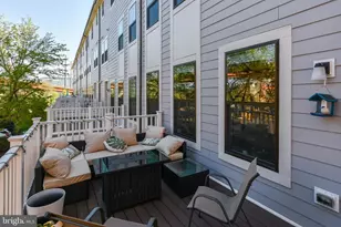 5692 Stephanie Tessa Way, Alexandria, VA 22303 - Photo 14