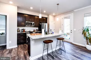 5692 Stephanie Tessa Way, Alexandria, VA 22303 - Photo 12