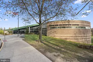 9323 Castle Hill Rd, Springfield, VA 22153 - Photo 82