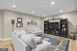 9323 Castle Hill Rd, Springfield, VA 22153 - Photo 70