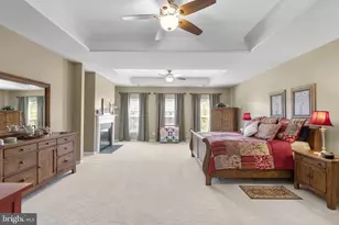 9323 Castle Hill Rd, Springfield, VA 22153 - Photo 36