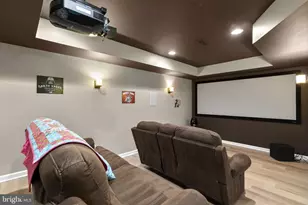 9323 Castle Hill Rd, Springfield, VA 22153 - Photo 58