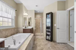 9323 Castle Hill Rd, Springfield, VA 22153 - Photo 44