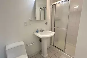 4524 Windsor Arms Ct, Annandale, VA 22003 - Photo 12