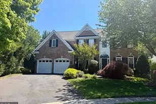 2795 Middleton Farm Ct, Herndon, VA 20171 - Photo 1