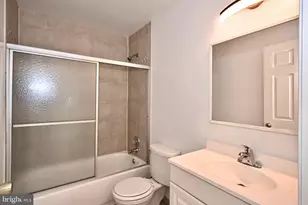 6936 Regent Ln, Falls Church, VA 22042 - Photo 14