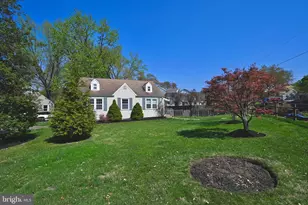 6936 Regent Ln, Falls Church, VA 22042 - Photo 4