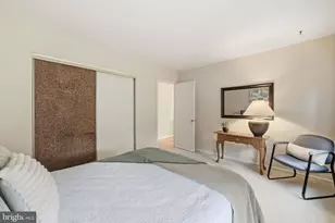 9800 Kohoutek Ct, Vienna, VA 22182 - Photo 28