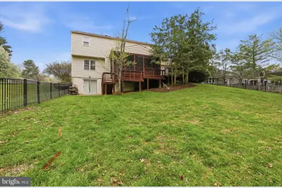 9800 Kohoutek Court, Vienna, VA 22182 - Photo 36