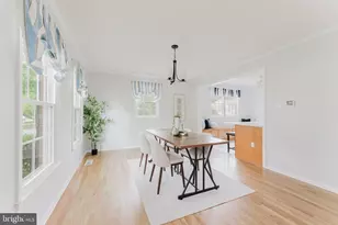 9009 Lake Braddock Dr, Burke, VA 22015 - Photo 10