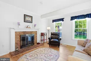 9009 Lake Braddock Dr, Burke, VA 22015 - Photo 4