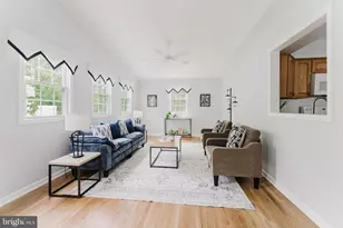 9009 Lake Braddock Dr, Burke, VA 22015 - Photo 16