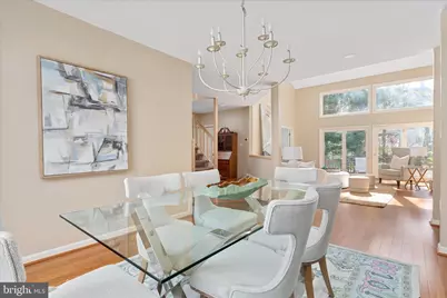 9107 Meadowcreek Lane, Lorton, VA 22079 - Photo 4