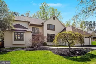 9107 Meadowcreek Ln, Lorton, VA 22079 - Photo 2