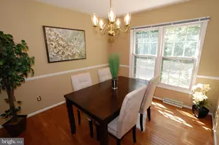 6042 Haverhill Ct, Springfield, VA 22152 - Photo 6