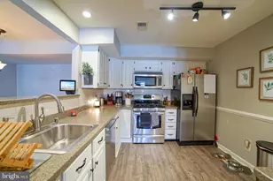 12205 Fairfield House Dr, Fairfax, VA 22033 - Photo 14
