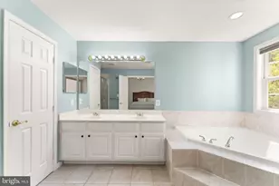 13579 Cedar Run Ln, Herndon, VA 20171 - Photo 32