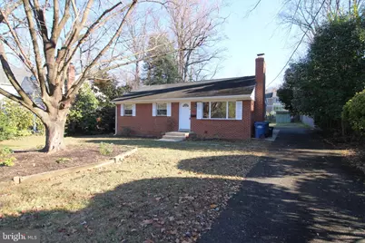 2129 Grayson Place, Falls Church, VA 22043 - Photo 2