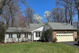 11104 Loran Rd, Great Falls, VA 22066 - Photo 2