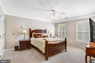 11224 Devereux Manor Ln, Fairfax Station, VA 22039 - Photo 36
