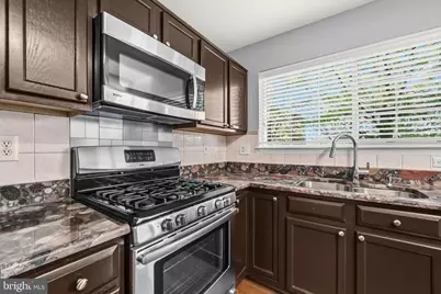 8547 Towne Manor Court, Alexandria, VA 22309 - Photo 14