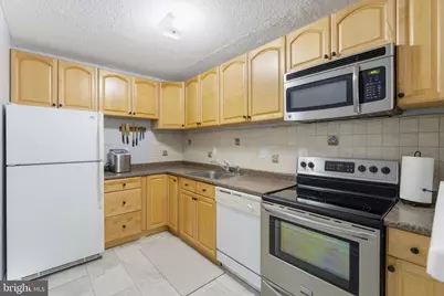 2059 Huntington Avenue #304, Alexandria, VA 22303 - Photo 12