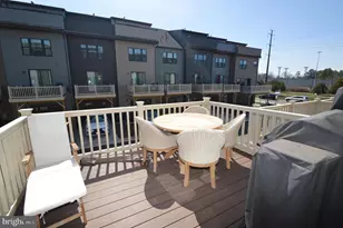 13943 Airfoil Rd, Herndon, VA 20171 - Photo 18