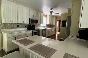 9113 Donna Dean Dr, Springfield, VA 22153 - Photo 12