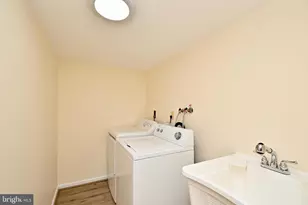 2767 January Ct, Falls Church, VA 22043 - Photo 32