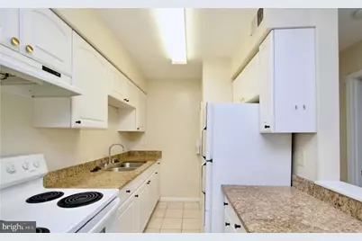 5911 Prince James #27, Springfield, VA 22152 - Photo 4