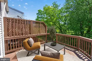 5169 Ballycastle Cir, Alexandria, VA 22315 - Photo 16