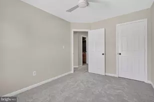 5169 Ballycastle Cir, Alexandria, VA 22315 - Photo 22