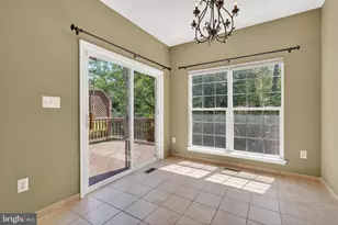 5169 Ballycastle Cir, Alexandria, VA 22315 - Photo 14